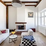Charming Apartment By The Great Synagogue
